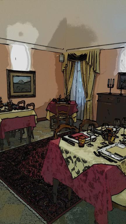 Hotel Palazzo Di Mezzo Carrù المظهر الخارجي الصورة